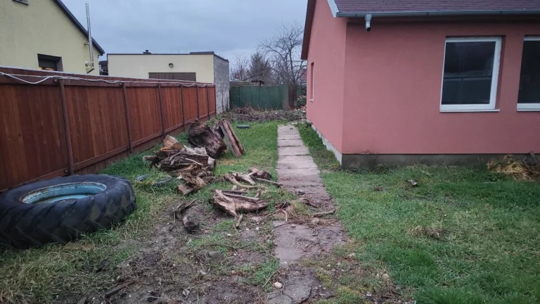 Pozemok senec