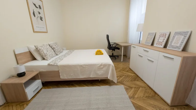 Na prenájom byt v centre mesta
