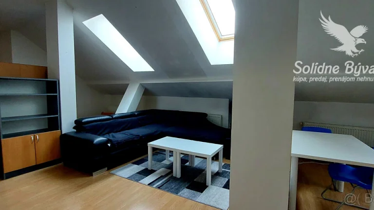 Prenajom Väčší 1 izbový byt centrum, Horna, Banska Bystrica