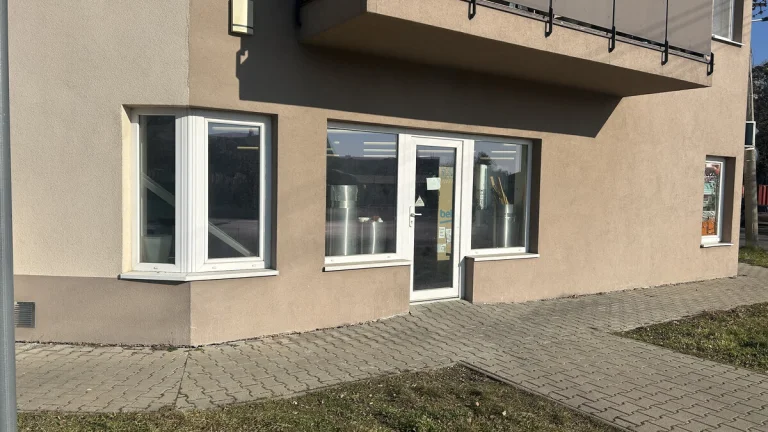 PREDAJ obchodného priestoru v Podunajských Biskupiciach
