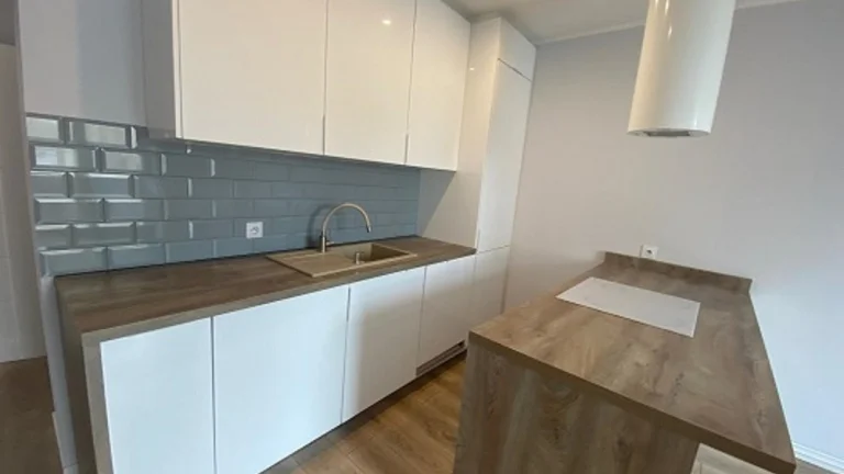 3 pokoje, 50.40 m2, balkon, I piętro, ul. Górnośląska