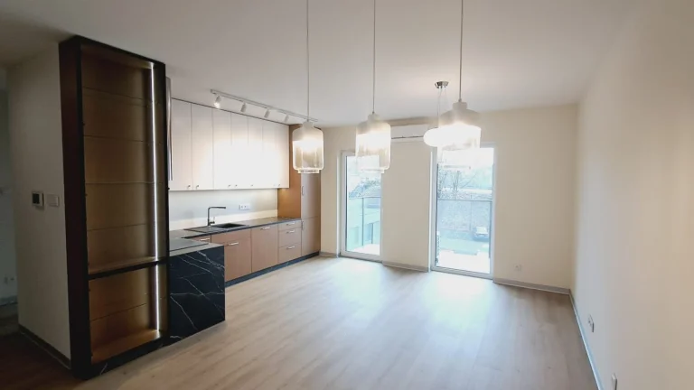 2 pokoje, 45m2, balkon, winda, Os.Między Mostami