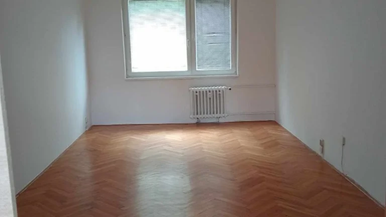 Znižená cena na predaj 3 izbový byt vo Veči- Exkluzívne iba