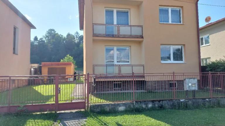 Predám 5 - izbový rodinný dom