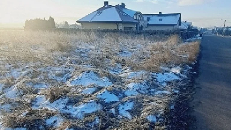 Działka budowlana o powierzchni 900m2, Pawłówek, gm. Blizanó