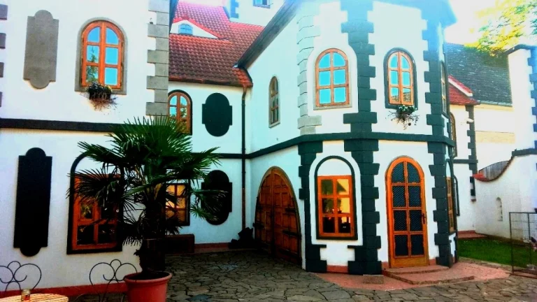 Dům a sklad ok Louny