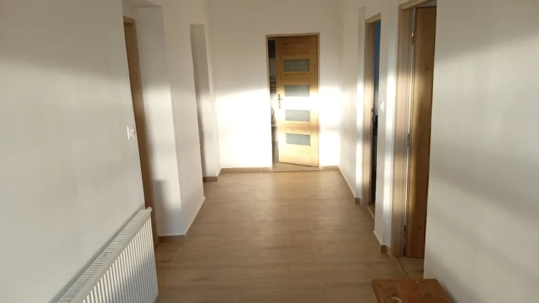 Na prenájom 3 izbový byt v Igrame