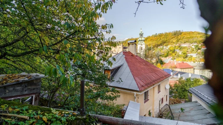 REZERVOVANÉ Ponúkame Vám exkluzívne na predaj rodinný dom vh