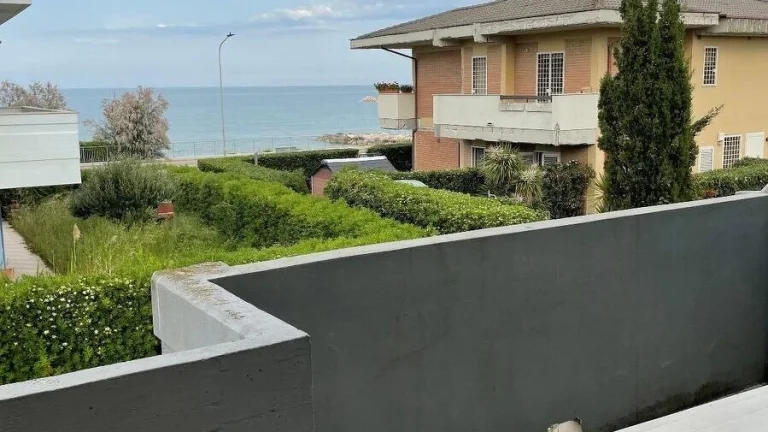 Prodej bytu 3+kk 75 m² Silvi, Itálie