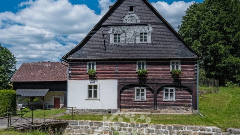 Prodej chalupy 500 m2 s rybníkem 4462 m2 - Osečná - Lázně Ku