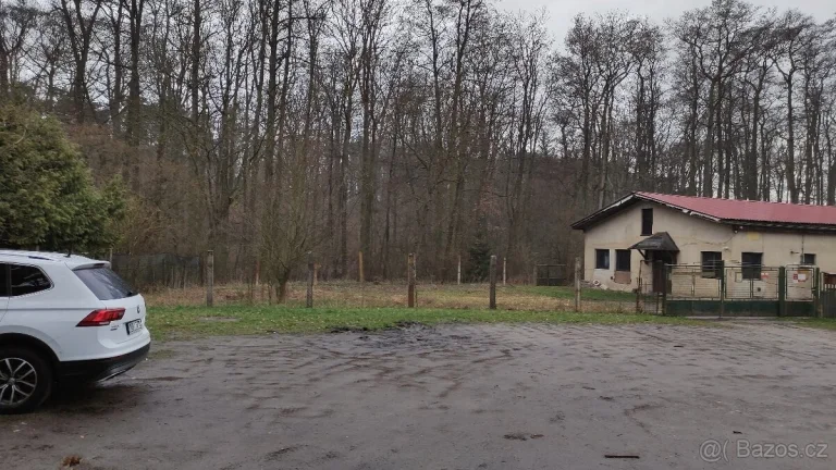 Prodej výroba, sklad Jabkenice (Praha Černý Most - 25 min.)
