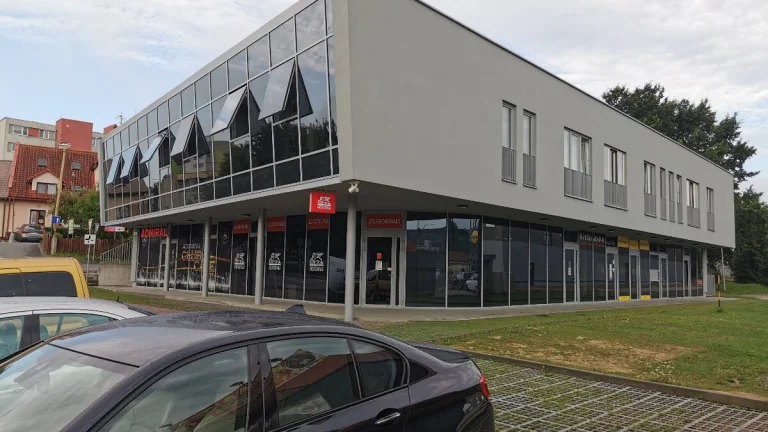 Prenajmeme obchodný priestor - OD LA-CARNE pri Lidl