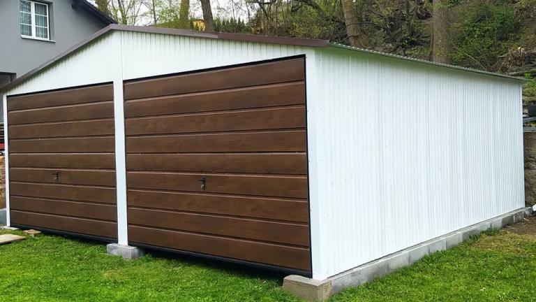 Plechová garáž 6x6 m