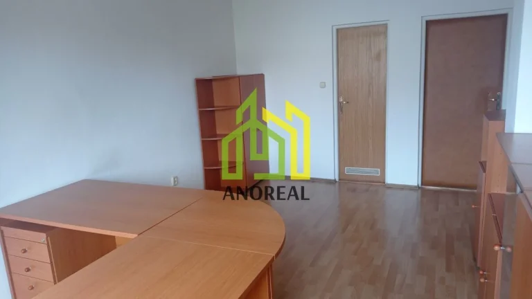 EXKLUZÍVNE na prenájom kancelársky priestor, 34 m2, Žilina c