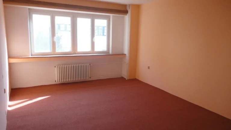 Pronájem 2+1, ulice Příční, centrum, 70 m2, balkon, komora