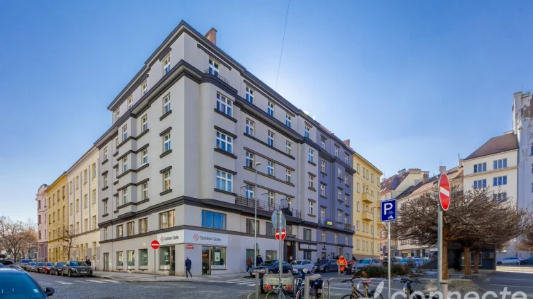 Výjimečný dvoupatrový loftový byt o rozloze 204 m s jedinečn