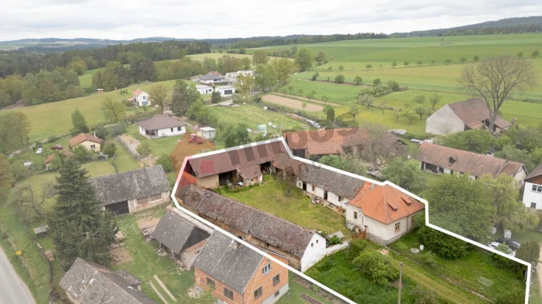 Prodej zemědělské usedlosti o vel. 358 m2, na pozemku o vel.