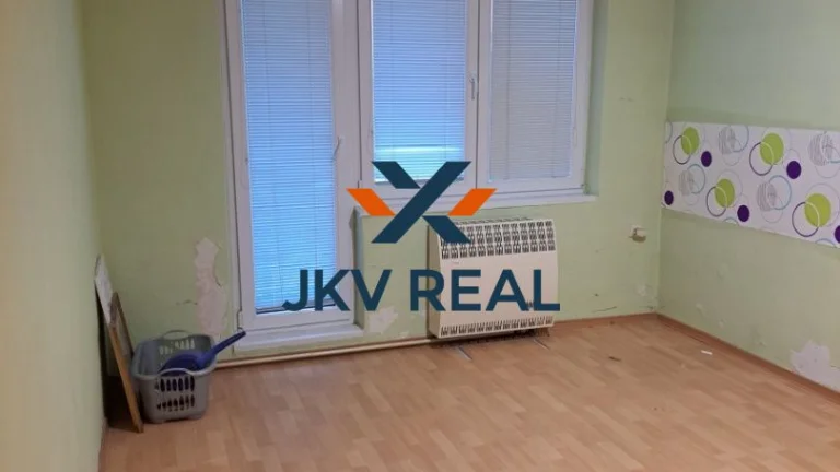 ZNÍŽENÁ CENA Na predaj 3 izbový priestranný byt v dedink
