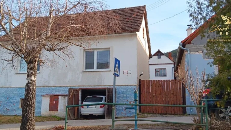 Nová cena Na predaj 2-izbový priestranný dom s veľkorysým p