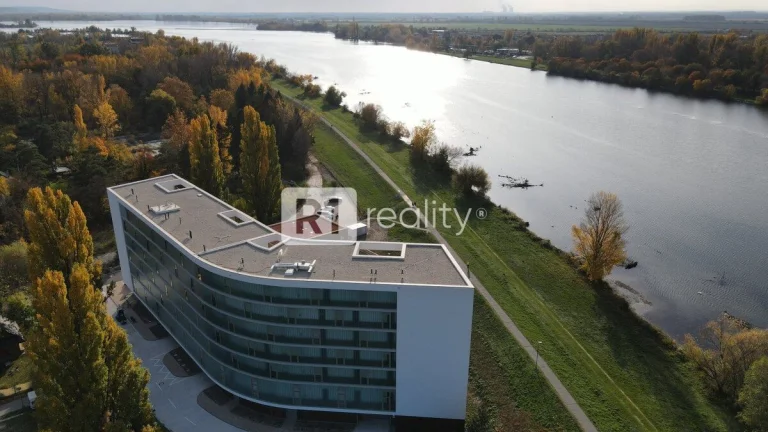 SKOLAUDOVANÉ Novostavba 2-izbový byt B33 BlueWave Riverside