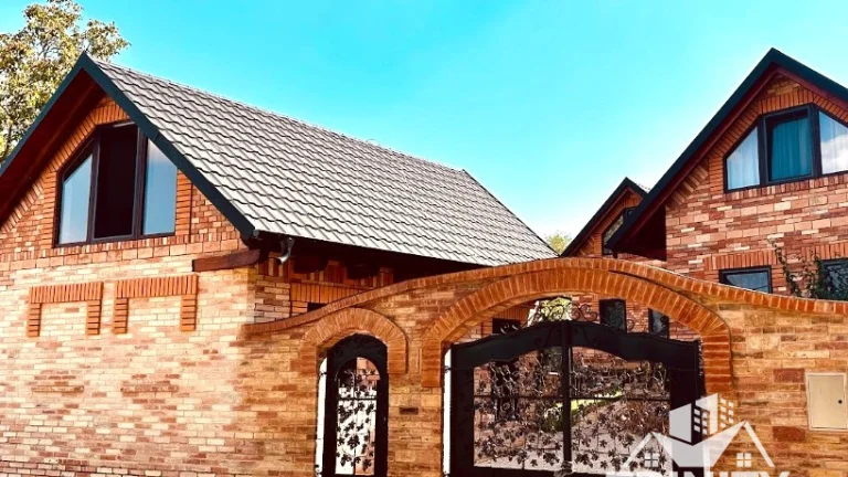 Na predaj - šesť nádherných chatiek v obci Podhájska