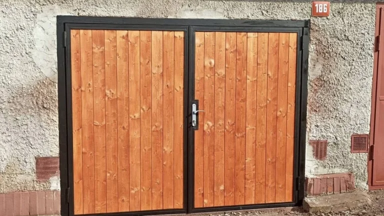 Prodej garáže, 20 m2 - Planá, ev.č. 01803