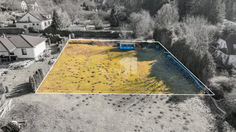 Pozemek Jesenice - Horní Jirčany 1151 m²