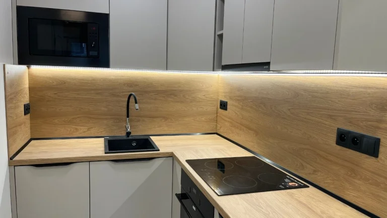 TOP LOKALITA-MODERNÝ, SKVELÝ 2 IZBOVÝ BYT, Južná Trieda