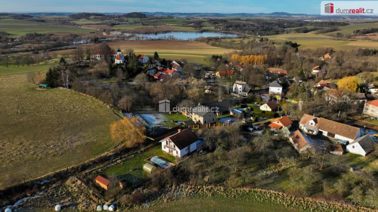 Prodej novostavby vícegeneračního rodinného domu v Bystřici