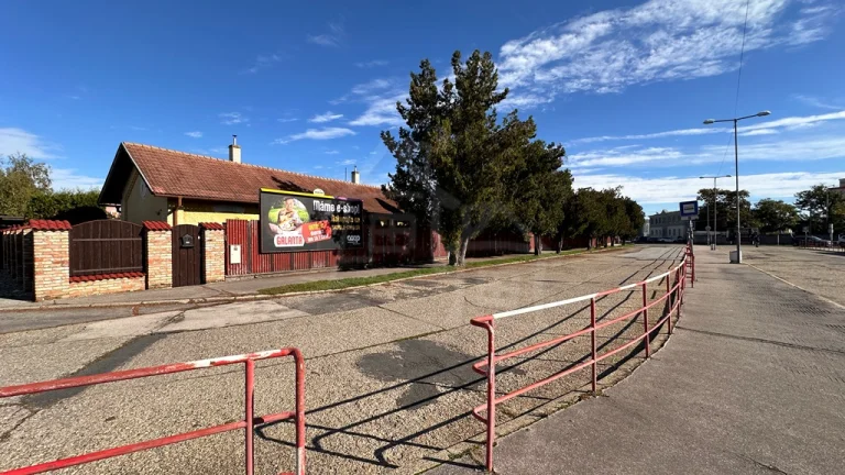 Investičná príležitosť - Predaj pozemku v centre mesta Gal