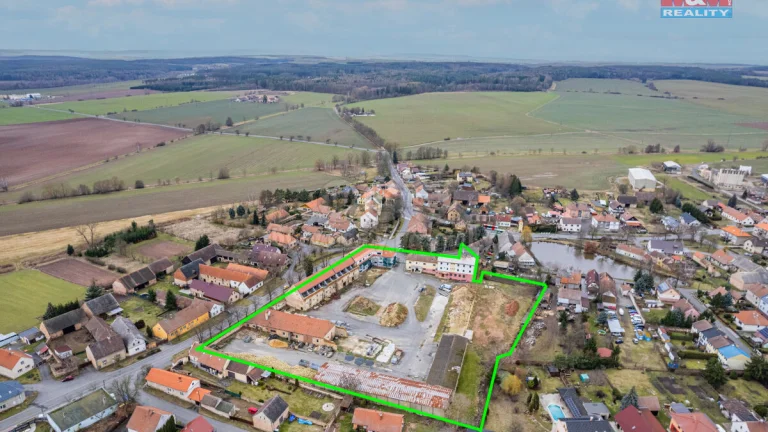 Prodej ostatní, 9000 m², Lišany, ul. Pražská
