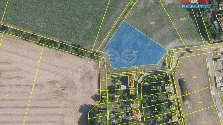 Prodej pozemku k bydlení, 2577 m², Charvatce