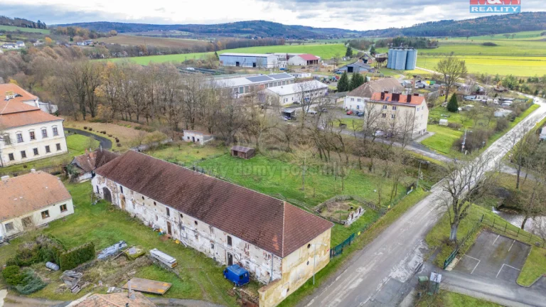Pronájem prostoru pro chov zvířat, 100m², Příchovice
