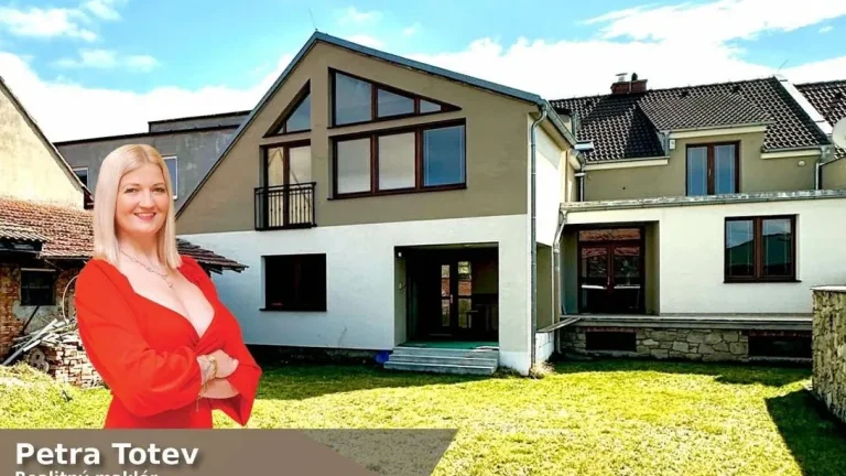 Krásny dom s 3mi bytovými jednotkami