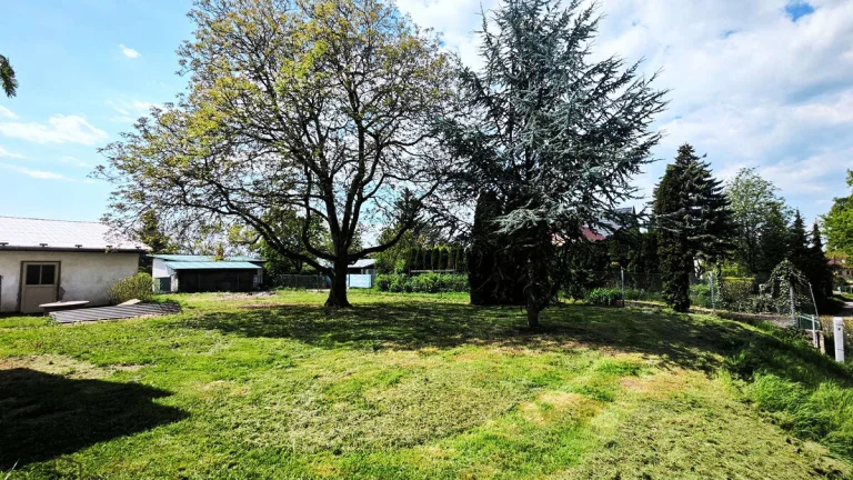 STAVEBNÍ POZEMEK 701 M2 V ŘÍČANECH, Říčany u Prahy