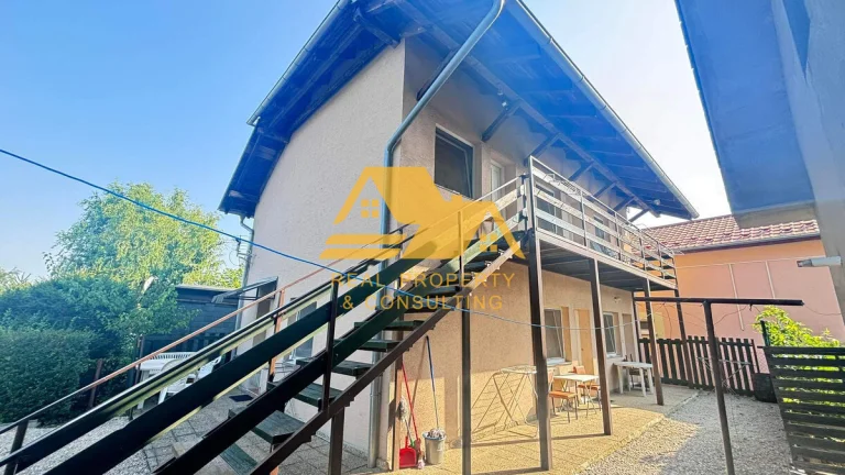 Predám apartmánový dom v obci Podhájska