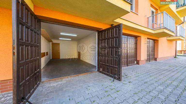 Prodej garáže, 19 m², Čelákovice, ul. Volmanova