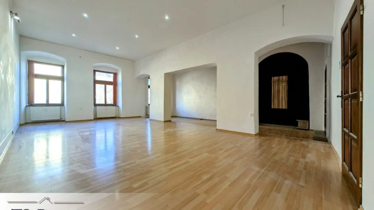 PRENÁJOM - NEBYTOVÝ PRIESTOR - 72 m2 - HLAVNÁ ul. PREŠOV