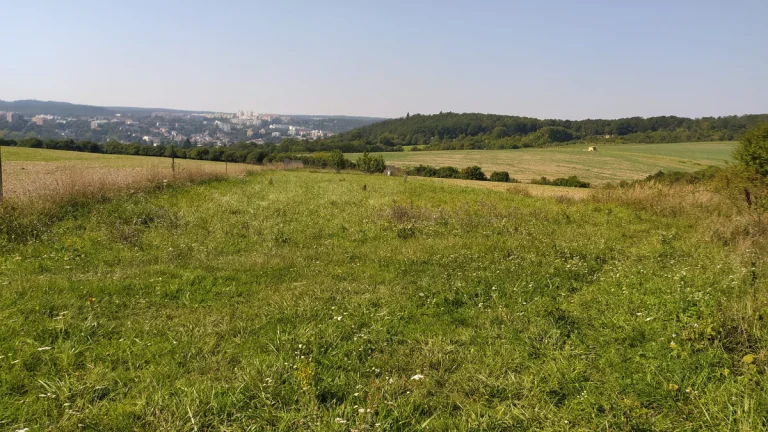 Nabízím k pronájmu pozemek v Brně Komíně
