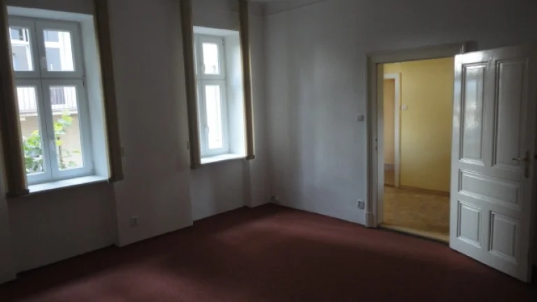 Pronájem 1+1, ulice Dornych, centrum (u Vaňkovky), 42 m2, ko