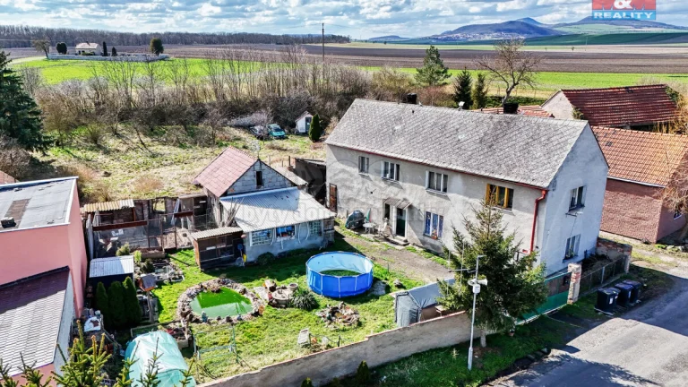 Prodej rodinného domu, 348 m², Počedělice