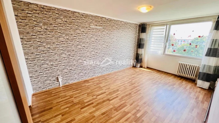 Pronájem bytu 2+kk, 42 m2, sídl. U Cukrovar Kralupy n.Vlt.