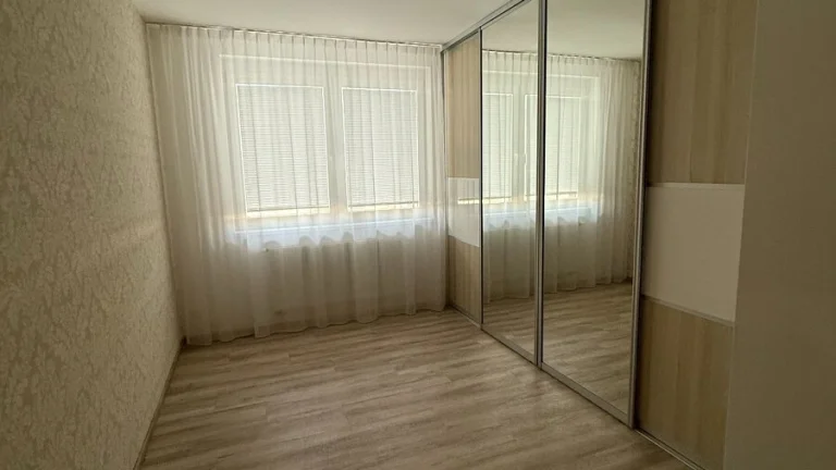 Pronájem bytu 4kk s velkou terasou - Praha, Dolní Měcholupy