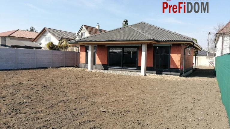 PREDAJ 4 izbový rodinný dom v meste Šurany.