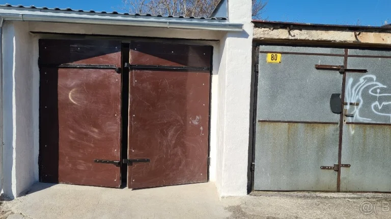 Pronajmu garáž v Starých Obrnicích 22m2