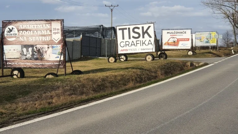 Pronájem reklamního panelu