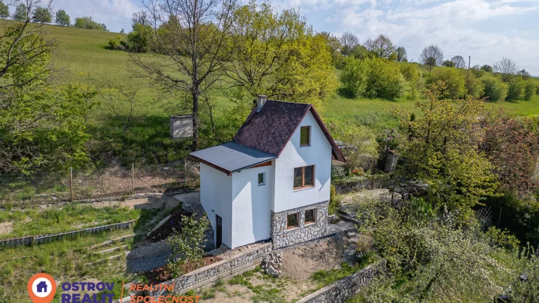 Prodej, chata, 1759 m2, Kosov
