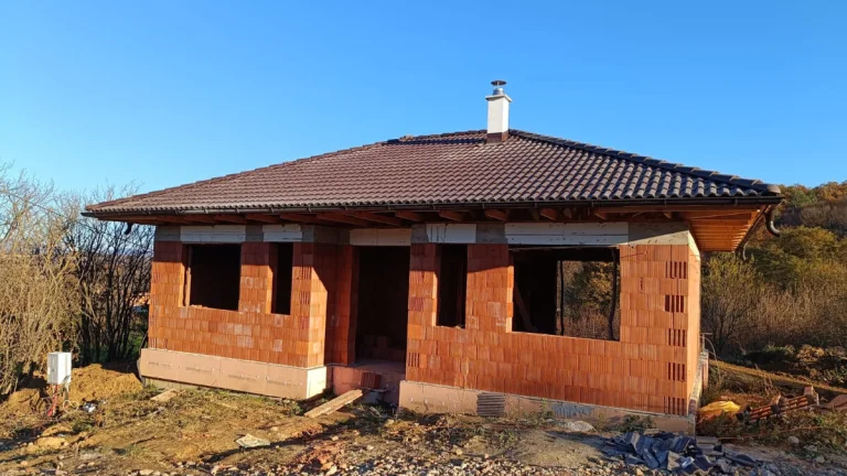 Rod. dom - Bungalov - Trečianske Jastrabie