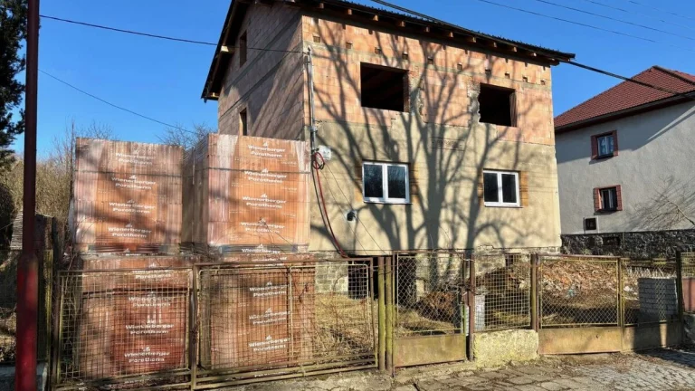 Prodej hrubé stavby RD Dolní Rožínka
