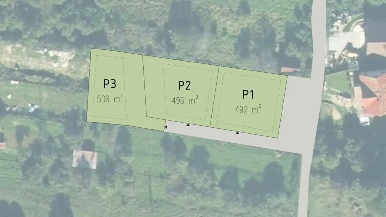 STAVEBNÝ POZEMOK SO STAVEBNÝM POVOLENÍM NA 3 RODINNÉ DOMY